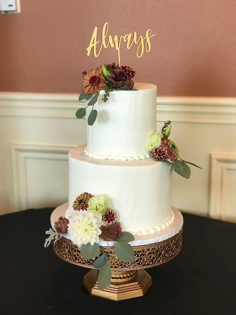 Tres Belle Cakes
